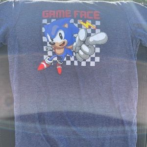 Boys Sonic The Hedge Hog tee lot